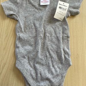 NWT hanna andersson short sleeve organic cotton onsie
